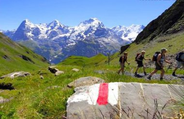 Horská turistika v Bernských Alpách pro nezávislé cestovatele - 8 dní