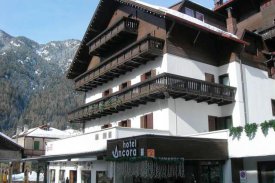 Recenze HOTEL ANCORA