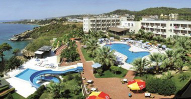 Hotel Aska Bayview Resort