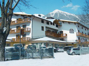 HOTEL CANADA