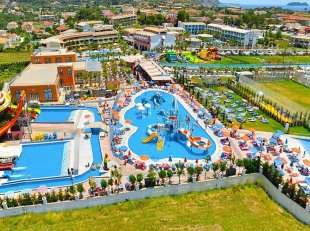 Hotel Caretta Beach Resort