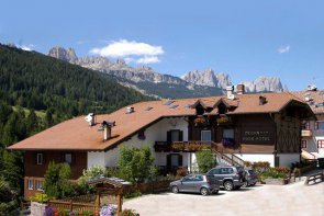 HOTEL DEBRA PARK - Itálie - Val di Fassa - Moena