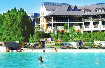 Hotel Flora