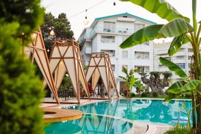 Hotel Garden Palace - Albánie - Golem