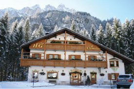 Recenze Hotel Garni Il Cirmolo