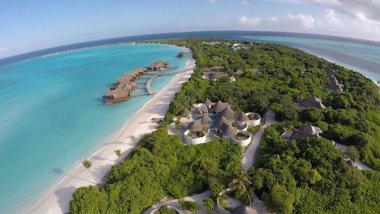 Hotel Hideaway Beach Resort & Spa Maldives