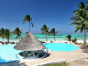 Hotel Karafuu Beach Resort & Spa