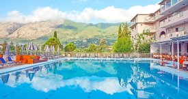 Hotel Koukounaria Hotel & Suites