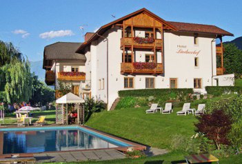 Hotel Lindnerhof - Itálie - Plan de Corones - Kronplatz  - San Lorenzo - St. Lorenzen