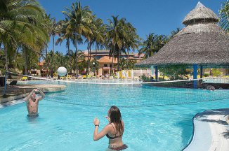 Hotel Melia Habana, Hotel Melia Cayo Coco a Hotel Arenas Doradas - Kuba - Cayo Coco 