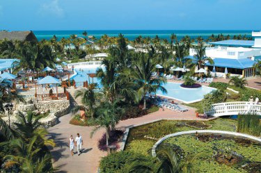 Hotel Nacional a Hotel Melia Cayo Guillermo