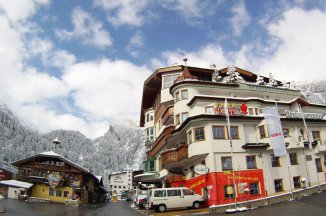 Hotel Neuhintertux - Rakousko - Zillertal - Hintertux