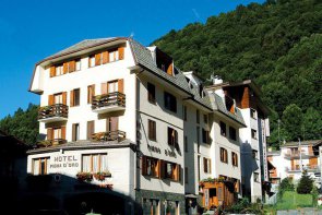 Hotel Pigna D´Oro - Itálie - Alta Valtellina - Chiesa Valmalenco