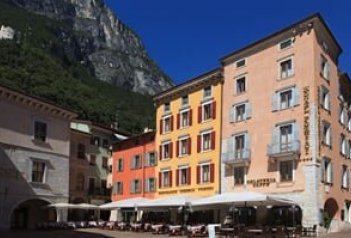 Hotel Portici - Itálie - Lago di Garda - Riva del Garda