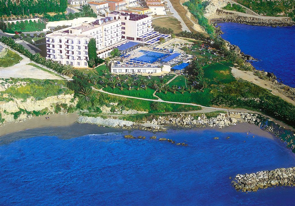 Кипр пафос papa. Queen's bay. Кипр отели картинки. Кипр отели картинки. Queen's bay.