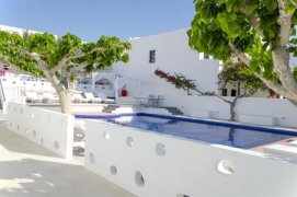 Hotel RK Beach - Řecko - Santorini - Kamari