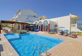Hotel SEA FRONT - Řecko - Kréta - Adelianos Kampos