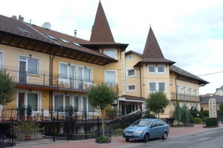 Hotel SZÖNYI - Maďarsko - Budapešť