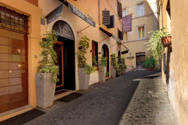 Hotel Trevi
