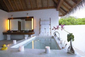 Island Hideway At Dhonakuhli Spa Resort - Maledivy - Atol Haa