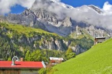 Jungfrau, srdce Švýcarska - gigantická kulisa horských čtyřtisícovek - Švýcarsko