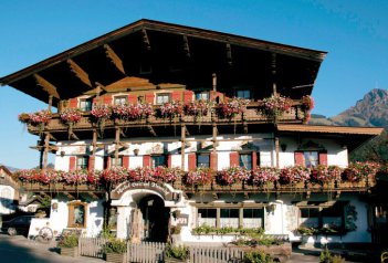 KAISERHOTEL NEUWIRT - Rakousko - St. Johann in Tirol - Oberndorf