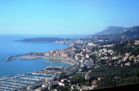 Karneval květů a světel v Nice a festival citrusů