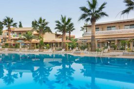 Recenze Kouros Palace