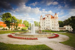 Krásy polských Krkonoš - hrady, zámky a zahrady Jelono-Gorské doliny - Polsko