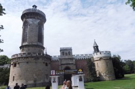 Krásy Vídeňského lesa, jeskyně, soutěsky a slavnost Požitkářská míle - Rakousko