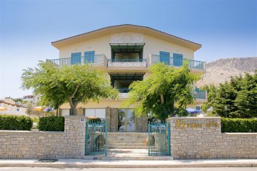 Kyveli - Řecko - Chios - Vrontados