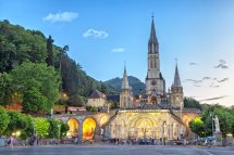 La Rioja, Lourdes, Pyreneje, Andorra a Barcelona - Španělsko