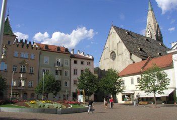 Lago di Garda a zahrady, Opera ve Veroně - Itálie