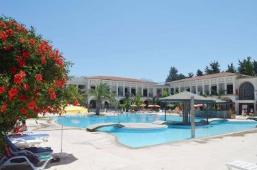 Lapethos Club Resort