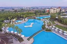 Recenze Lara Barut Collection