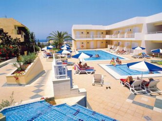 LAVRIS HOTEL AND BUNGALOWS