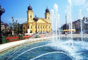 Lázně Hajdúszoboszló - koně a slavnost květin - Maďarsko - Hajdúszoboszló