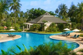 LE MERIDIEN KHAOLAK BEACH & SPA RESORT