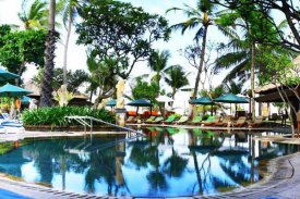 Recenze Legian Beach Hotel