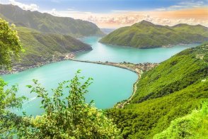 LOMBARDIE, ALPSKÉ ŠTÍTY ŠVÝCARSKA, HORSKÝ EXPRESS - Itálie