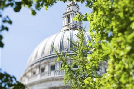 LONDÝN EVROPSKÝMI RYCHLOVLAKY - Velká Británie - Londýn