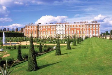 Londýn, sídla anglických králů a fakultativně muzikál Mamma Mia