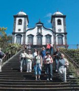 MADEIRA - KVĚTINOVÝ OSTROV