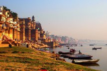 Magické rituály u posvátné řeky Gangy, romantický Tádž Mahal - Indie
