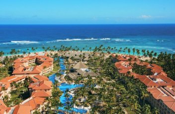 MAJESTIC COLONIAL BEACH RESORT