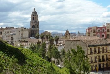 Malaga a Granada s koupáním - Španělsko
