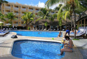 Merville Beach - Mauritius - Grand Baie