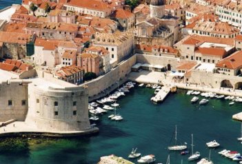 Mezi nebem, zemí a mořem - Chorvatsko - Střední Dalmácie - Trogir