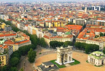 Milán - město historie a nakupování - Itálie - Miláno
