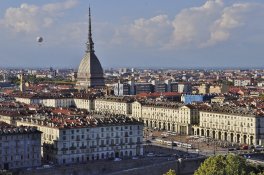 Milano, Turín, gastronomické pochoutky kraje Piemont - Itálie